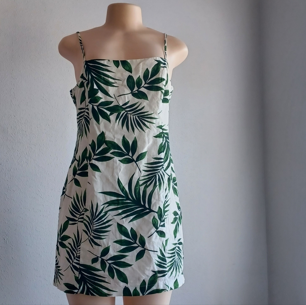 Lush Green Linen Leaf Print Dress